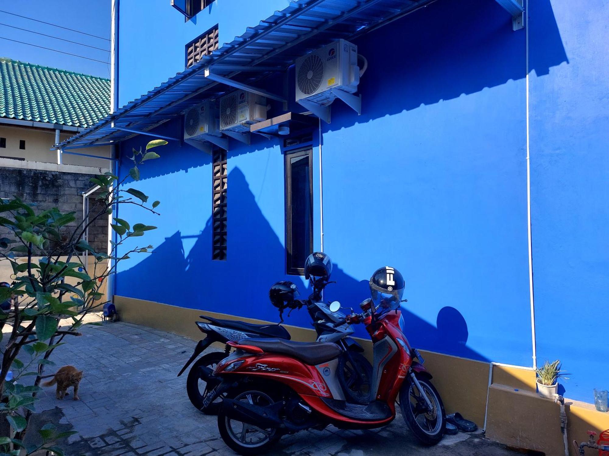 Griya Tugu Jogja Syariah Hotel Yogyakarta Ngoại thất bức ảnh